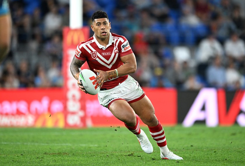 Jamayne Isaako runs the ball.