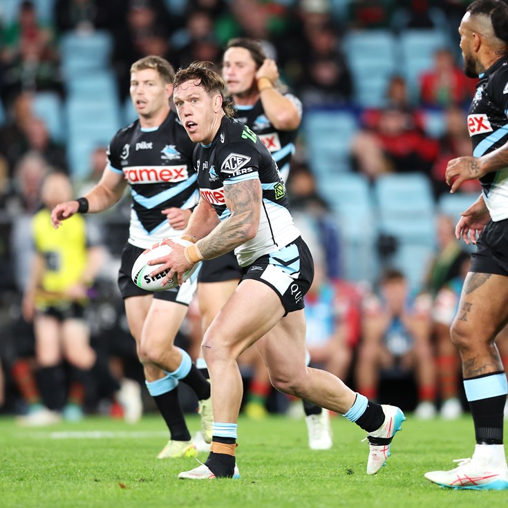 Looming departure fuelling McInnes' premiership push