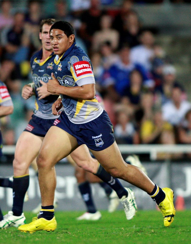 Jason Taumalolo in his NRL debut in Round 24, 2010 against the Bulldogs.

