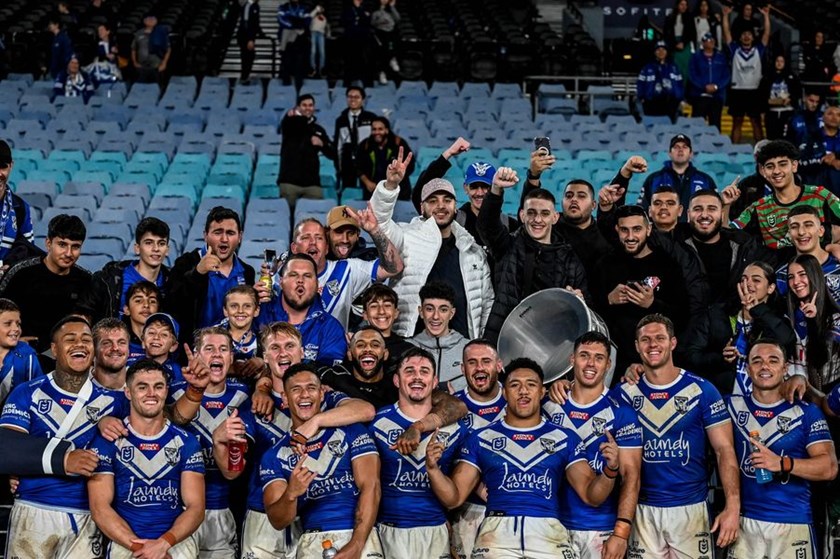The Bulldogs celebrate their Round 5 golden point victory with fans.