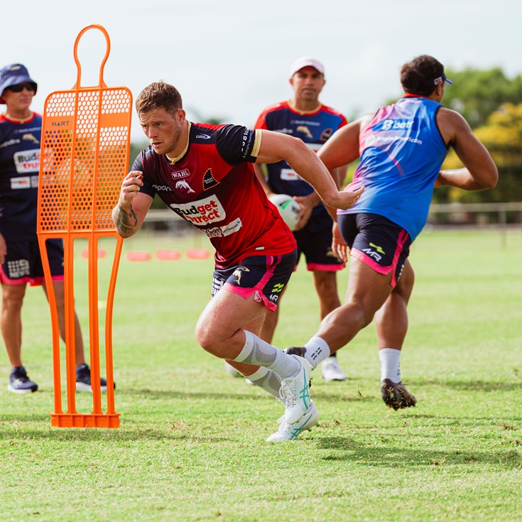 Knowles knows place in Woolf's forward pack no locked-in deal