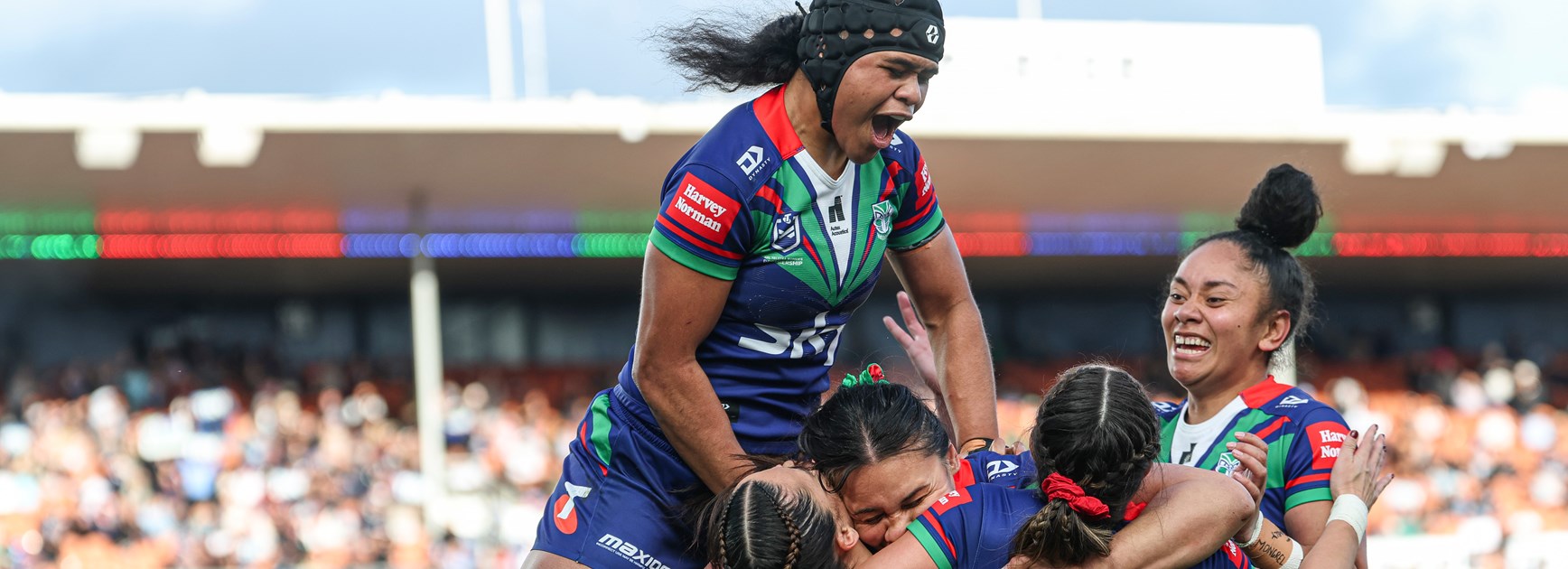 'Juggernaut in waiting': Warriors smash NRLW records in return season