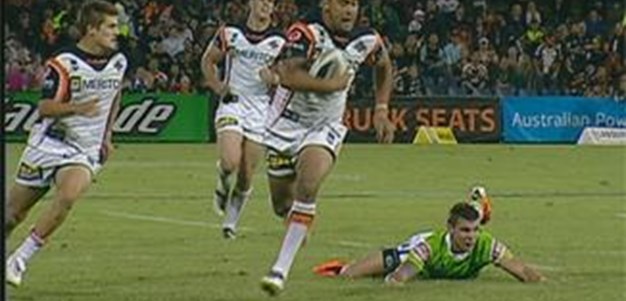 Full Match Replay: Wests Tigers v Canberra Raiders (2nd Half) - Round 3, 2011