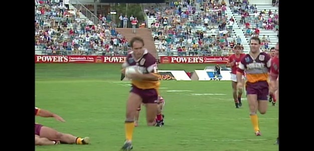 Matterson scores one of the Broncos great team tries