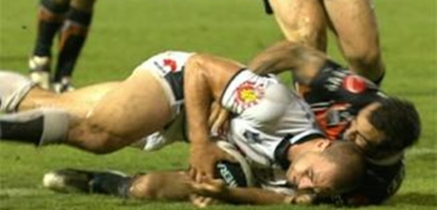 Full Match Replay: Wests Tigers v Warriors (1st Half) - Round 2, 2011