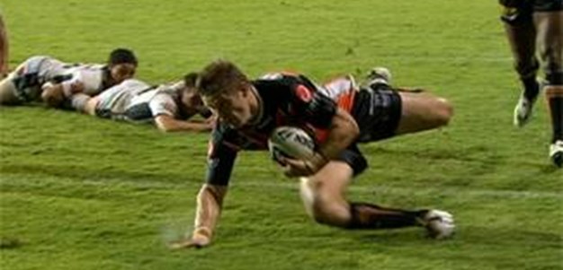 Full Match Replay: Wests Tigers v Warriors (2nd Half) - Round 2, 2011