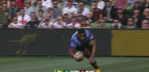 4 Nations: TRY Michael Jennings (16th min)