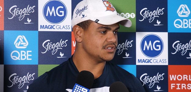 Mitchell re-signs with Roosters