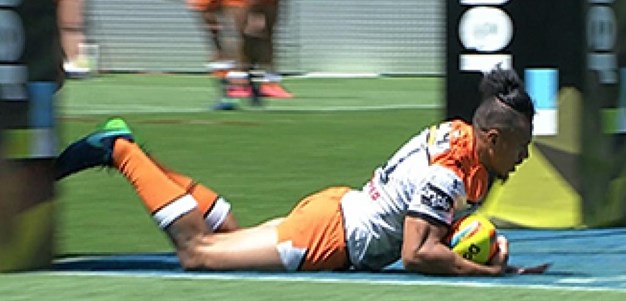 Auckland Nines: Wests Tigers v Broncos