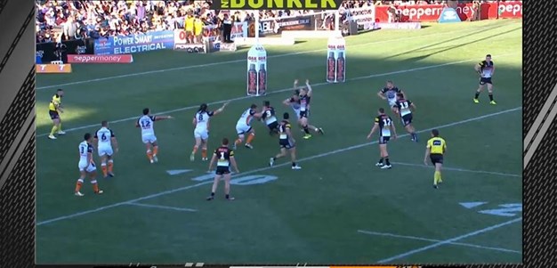 Rd 22: Panthers v Tigers - No Try 14th minute