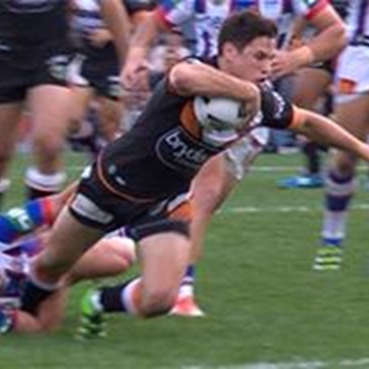 Full Match Replay: Wests Tigers v Newcastle Knights (1st Half) - Round 11, 2016
