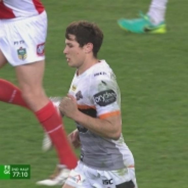 Rd 21: FIELD GOAL Mitchell Moses (78th min)
