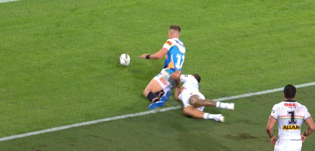 Penalty try awarded to Bryce Cartwright