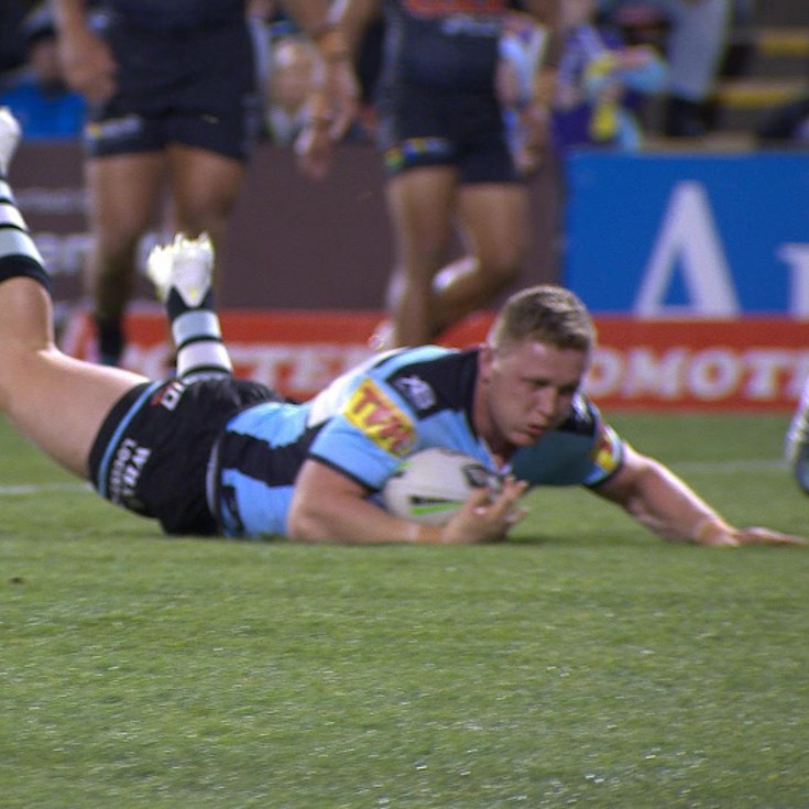 Williams try gives Cronulla some hope