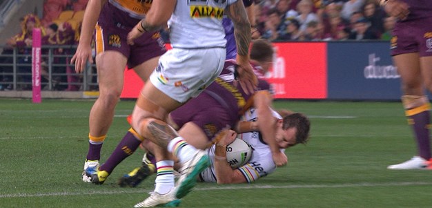 Turpin sent to the sin bin for swinging arm on Edwards