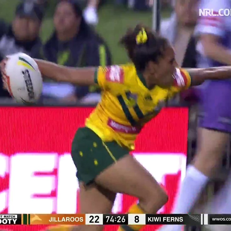 Tungai gets a try from another Jillaroos trick play