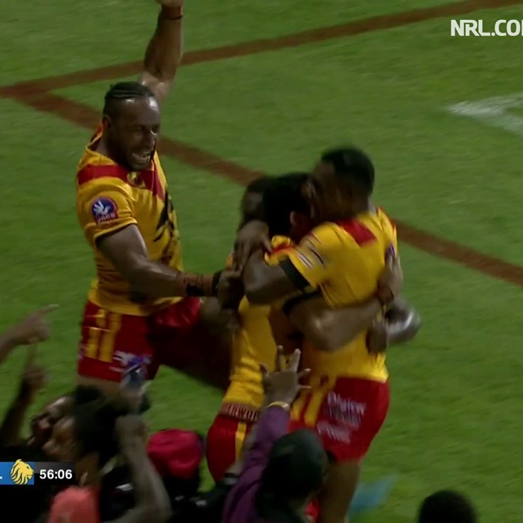 The must-see plays from a historic night in Port Moresby