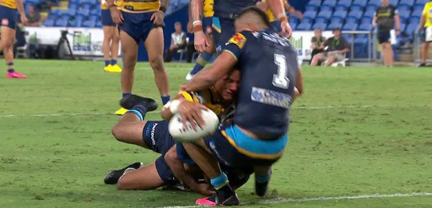Evans monsters his way to a try