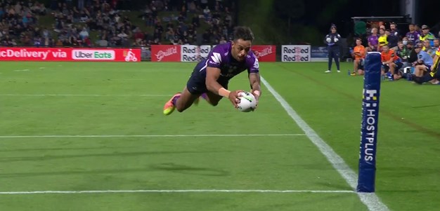 Munster throws the rainbow pass to Addo-Carr