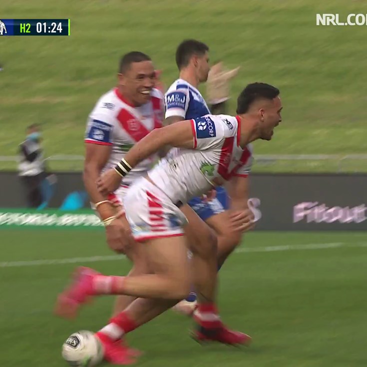 Montoya mistake hands Norman a try and Dragons the game