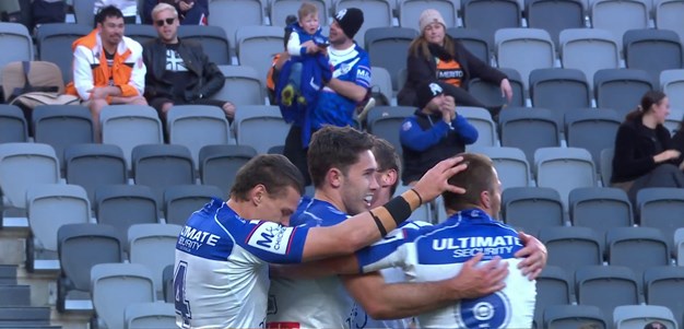 Cogger splits the Wests Tigers open and Meaney scores