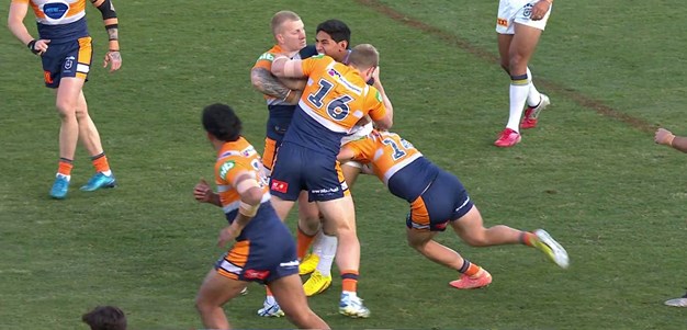 Taumalolo forced from field