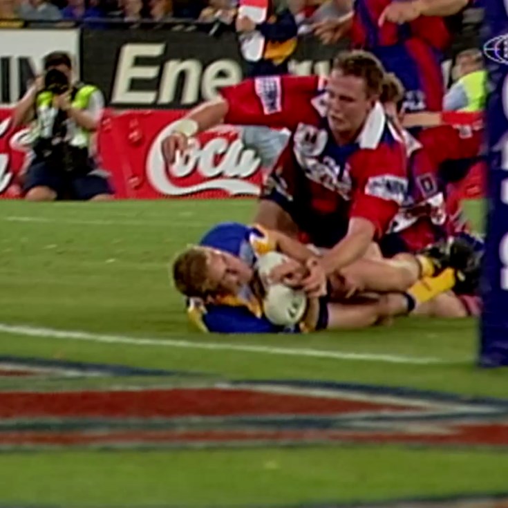 Grand final tries you should remember: Bobcat ploughs the road