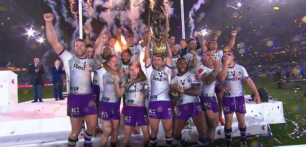 Cameron Smith pays tribute to Victoria then raises Provan-Summons trophy