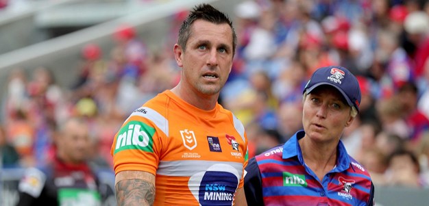 Pearce leaves field after attempted tackle on Sims