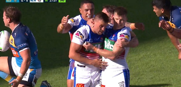 Randall scores his first NRL try