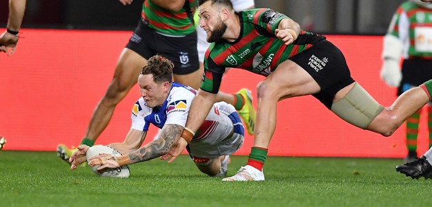 Mann pounces after Rabbitohs fail to deal with Clifford kick