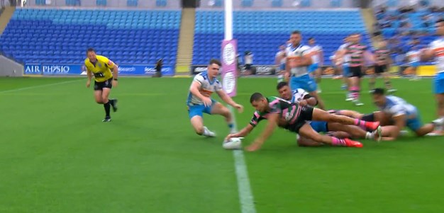 Another Burns try from a Walker pass