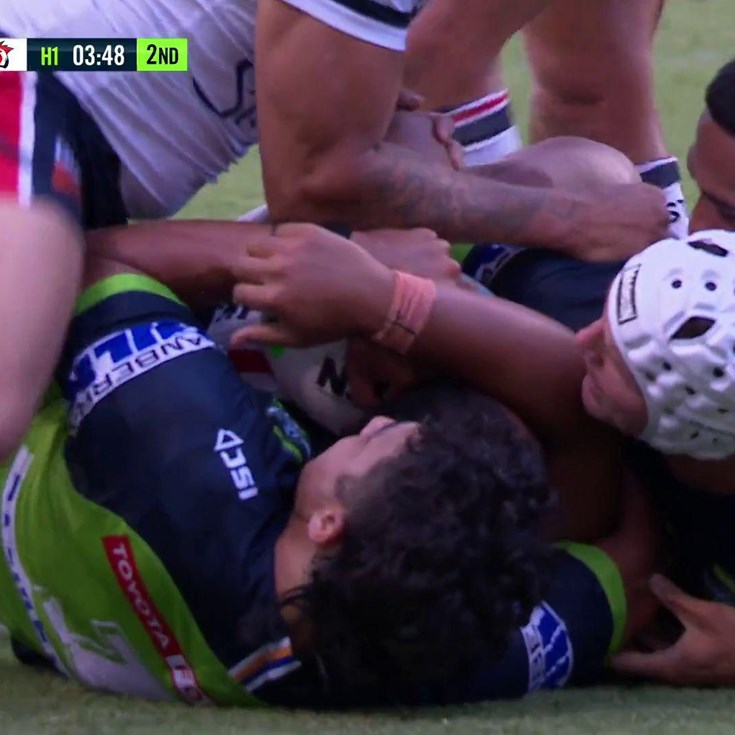 Hopoate and Savage with the try-saver
