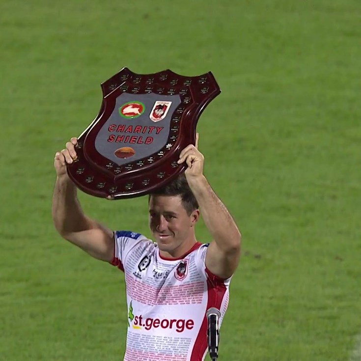 Ben Hunt lifts Charity Shield for the Dragons