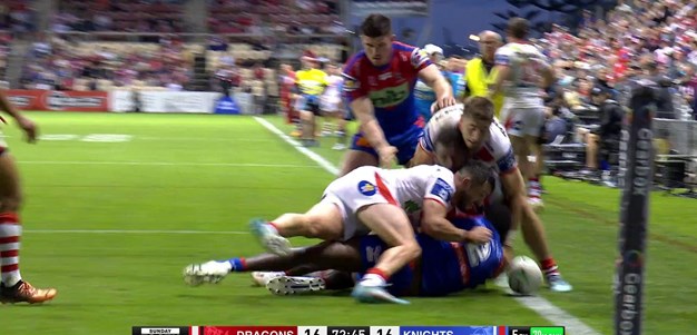 Edrick Lee denied in the corner by the Dragons