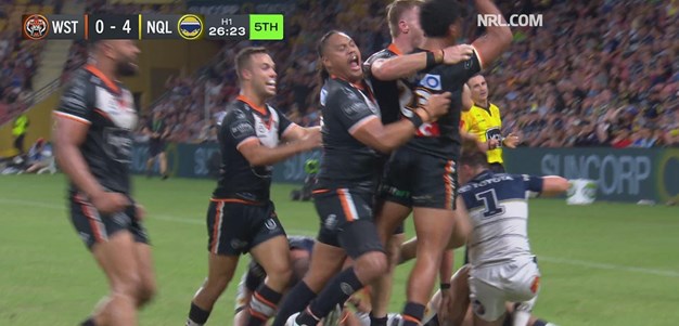 Spectacular try on debut for Tupou