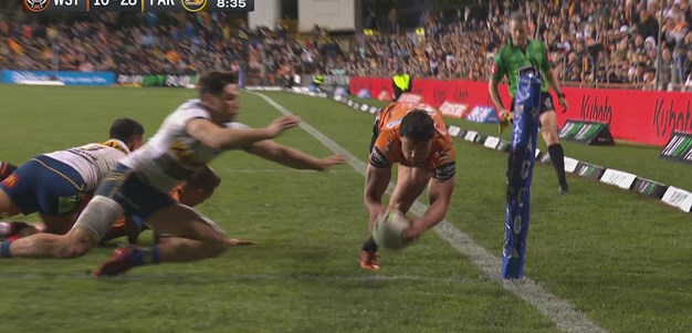 Nofoaluma claws the Wests Tigers back into the game