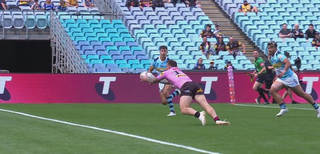 Hopgood grabs the first try