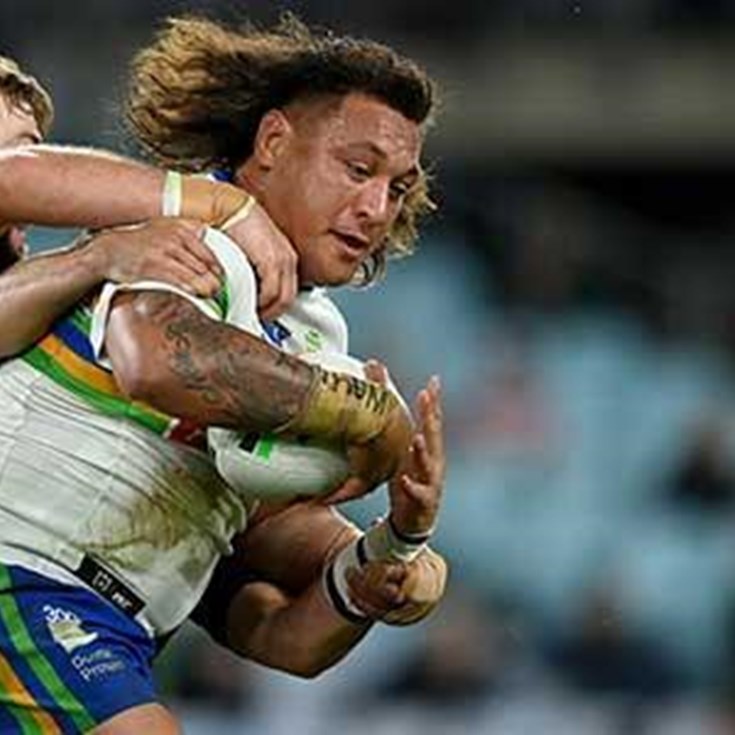 Papalii stands tall against Bunnies