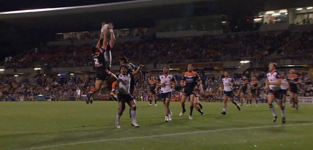 Rd 26: Tigers v Warriors - No Try 14th minute