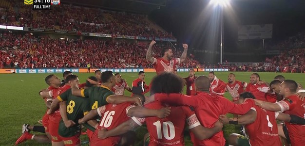 Kaufusi's special moment with Mate Ma'a Tonga players