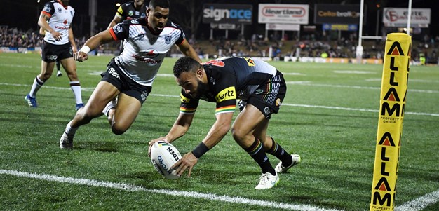 Luai puts a kick in for Phillips in traffic