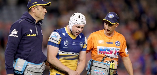 Mahoney sidelined by dislocated shoulder