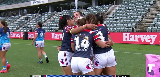 Leianne Tufuga gets the Roosters first try