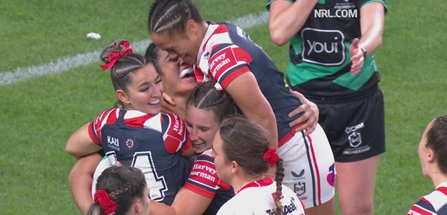McGregor puts it on a platter for Pule to get her first NRLW try