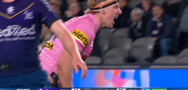 Hosking gets a try