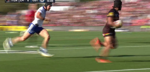 Brian To'o with a Spectacular Try vs Canterbury-Bankstown Bulldogs