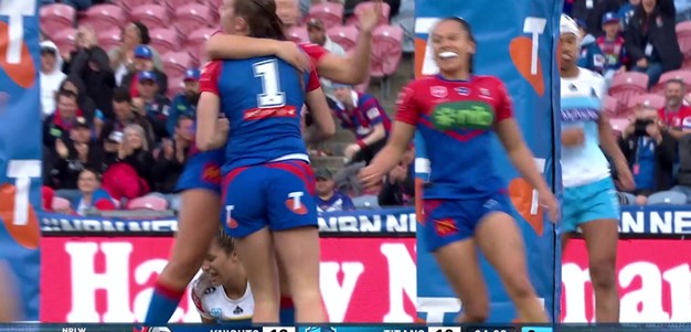 Tamika Upton try 65th minute