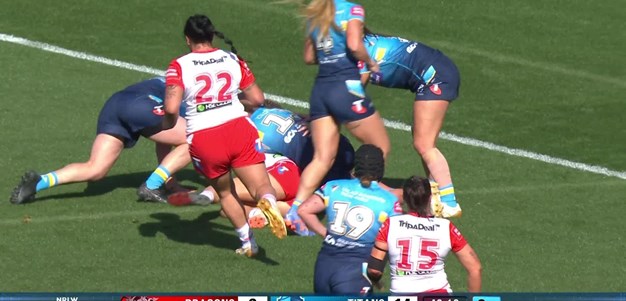 Huge try saver from the Titans
