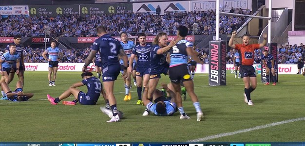 Cotter and Mulitalo clash after no try